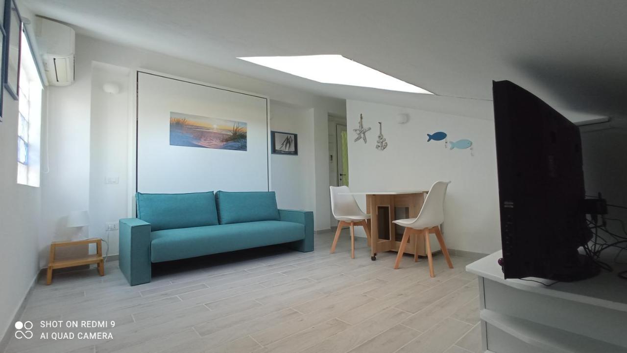 Monolocale Mansarda A Porto Santo Stefano Argentario Apartamento Exterior foto